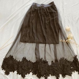 Midi mesh skirt